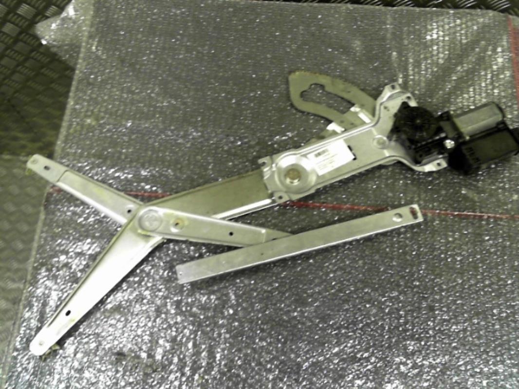 Alzacristalli elettrico anteriore destro PEUGEOT 406 COUPE Gasolina - 1