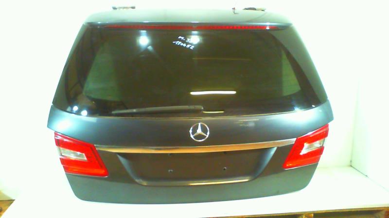 Image Malle/Hayon arriere - MERCEDES CLASSE E 212