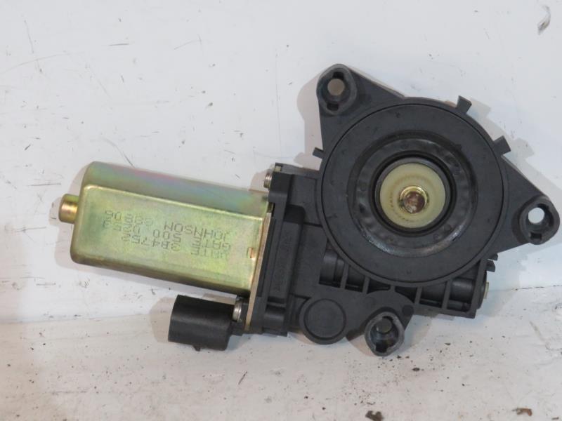 Moteur leve vitre avant droit