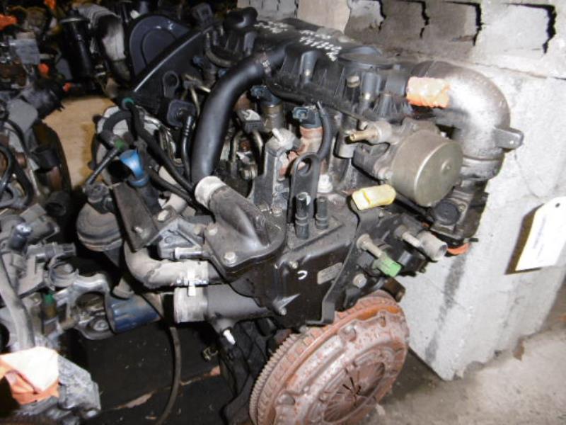 Moteur PEUGEOT 406 PHASE 2 Diesel - 1