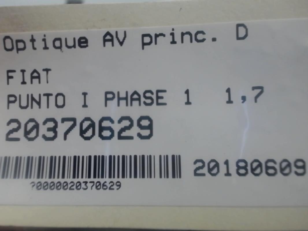 Image Optique avant principal droit (feux)(phare) - FIAT PUNTO 1
