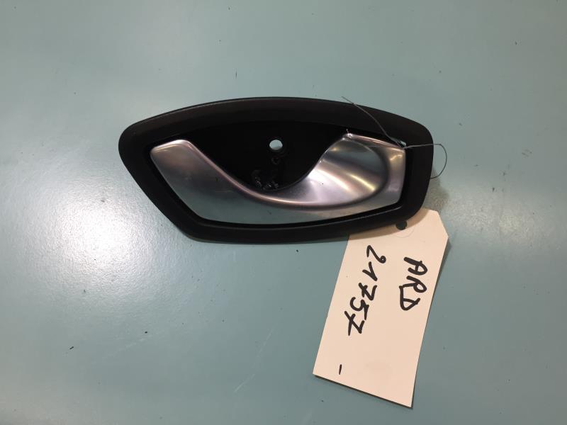 Maniglia interna posteriore destra RENAULT SCENIC 3 PHASE 1 Diésel - 1