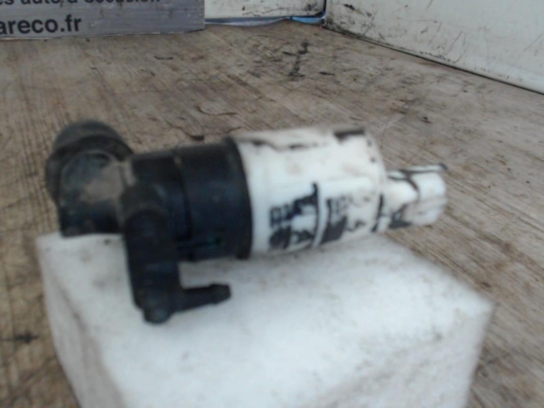Pompe lave glace avant RENAULT MEGANE 2 PHASE 1 CABRIOLET Diesel - 1