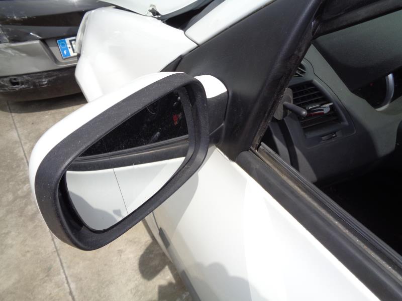 Retroviseur gauche RENAULT MEGANE 2 PHASE 2 BREAK Diesel - 1