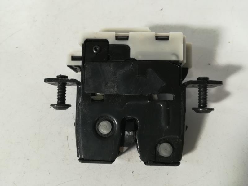 Serrure de hayon RENAULT CLIO 3 PHASE 2 BREAK Diesel - 1