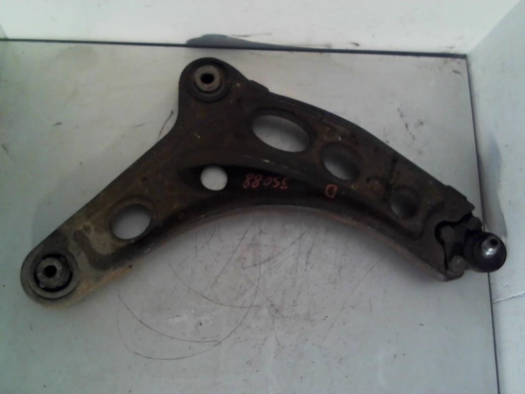 Triangle avant droit RENAULT TRAFIC 2 PHASE 2 Diesel - 1