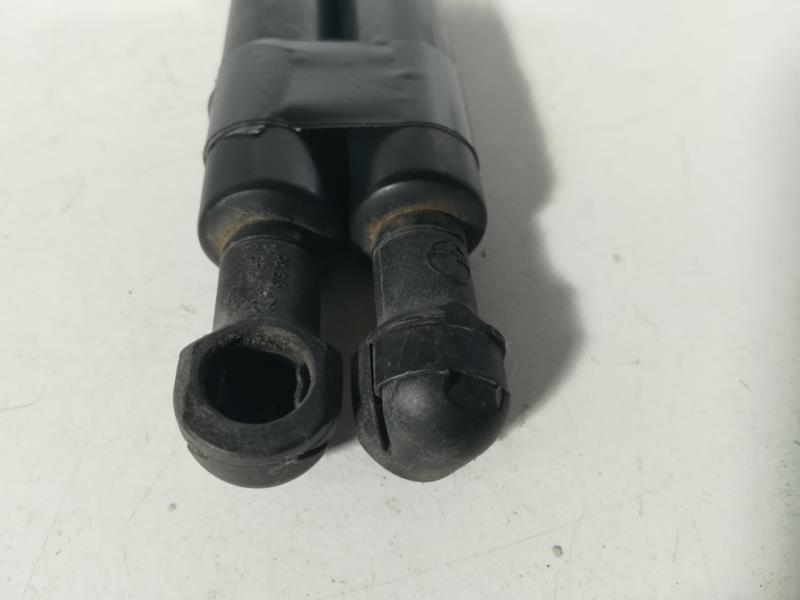 Verin de coffre BMW SERIE 3 E46 PHASE 2 Diesel - 1