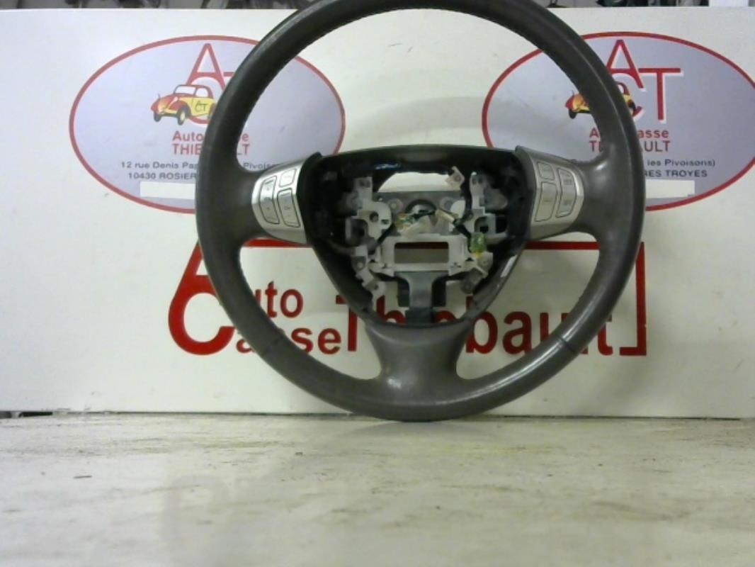 Volante HONDA FR-V Diésel - 1