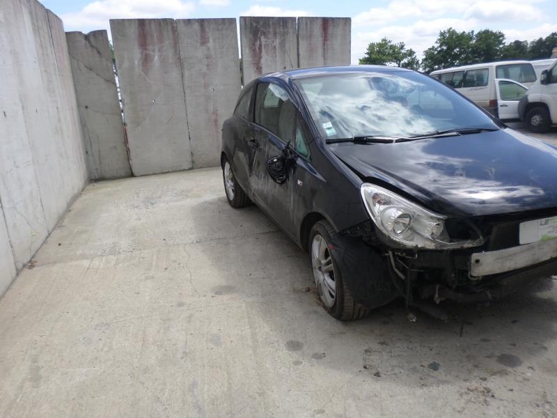Image Malle/Hayon arriere - OPEL CORSA D