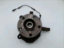 Moyeu avant gauche