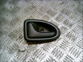 Poignee interieur avant gauche