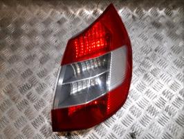 Feu arriere principal droit (feux)