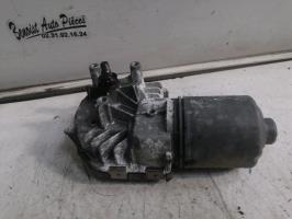 Moteur essuie glace avant