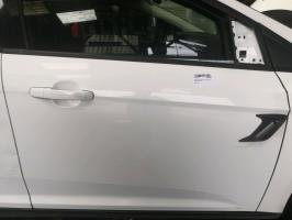 Porte avant droit