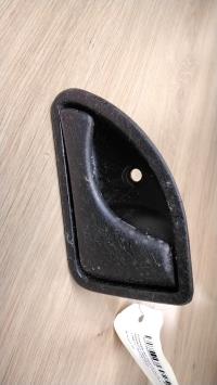 Poignee interieur avant droit