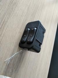 Interrupteur de leve vitre avant gauche