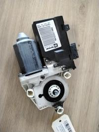 Leve vitre electrique avant droit