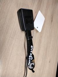 Attache ceinture avant droit