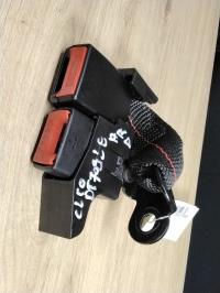Attache ceinture arriere droit