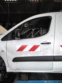 Porte avant gauche