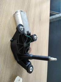 Moteur essuie glace arriere