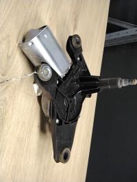 Moteur essuie glace arriere