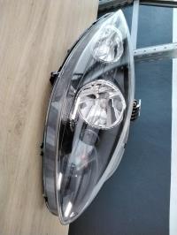 Optique avant principal droit (feux)(phare)