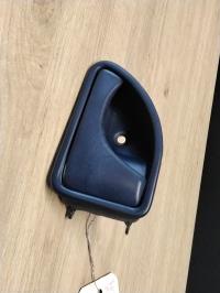 Poignee interieur avant droit