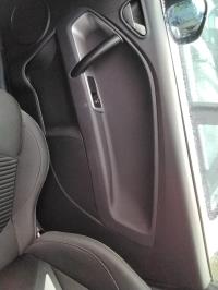 Leve vitre electrique avant droit