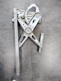 Leve vitre electrique avant gauche