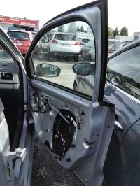 Porte avant droit