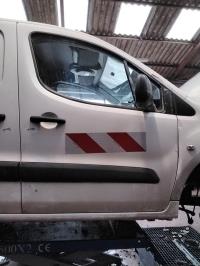 Porte avant droit