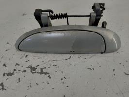 Poignee porte avant gauche