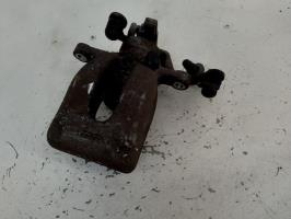 Etrier arriere droit (freinage)