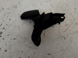 Poignee porte avant droit