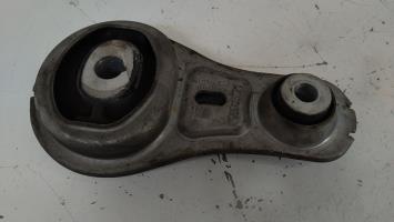 Bielette anti couple moteur