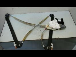 Mecanisme de leve vitre electrique avant gauche