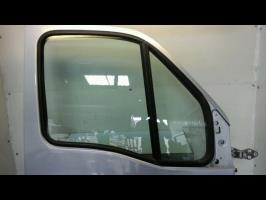 Porte avant droit