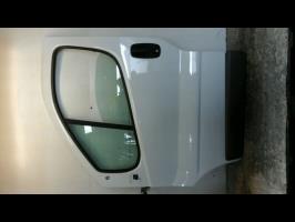Porte avant gauche