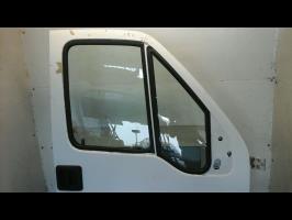 Porte avant droit