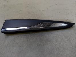 Baguette de porte arriere gauche 