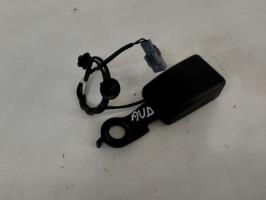 Attache ceinture avant droit