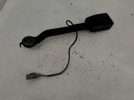 Attache ceinture avant gauche
