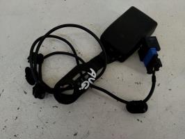 Attache ceinture avant gauche