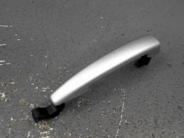 Poignee porte avant droit