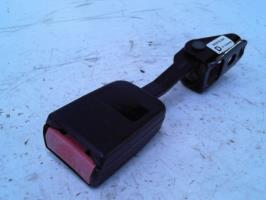 Attache ceinture arriere droit