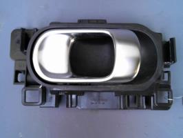 Poignee interieur avant gauche