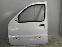 Porte avant gauche