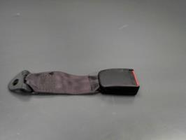 Attache ceinture arriere droit