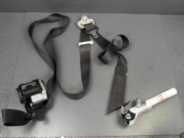 Ceinture avant gauche